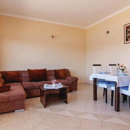 Apartment Gorgeous In Ribnica-krusevo With Wifi